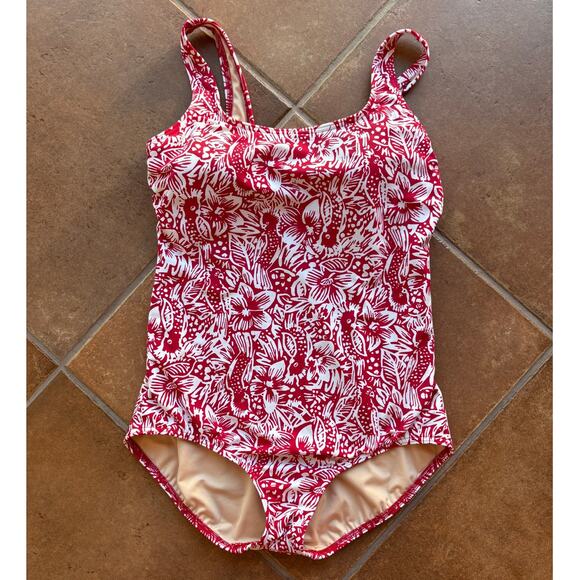 Land's End Tugless Tank Swimsuit with Red and White Cockatoo Print size 14 - Picture 11 of 11